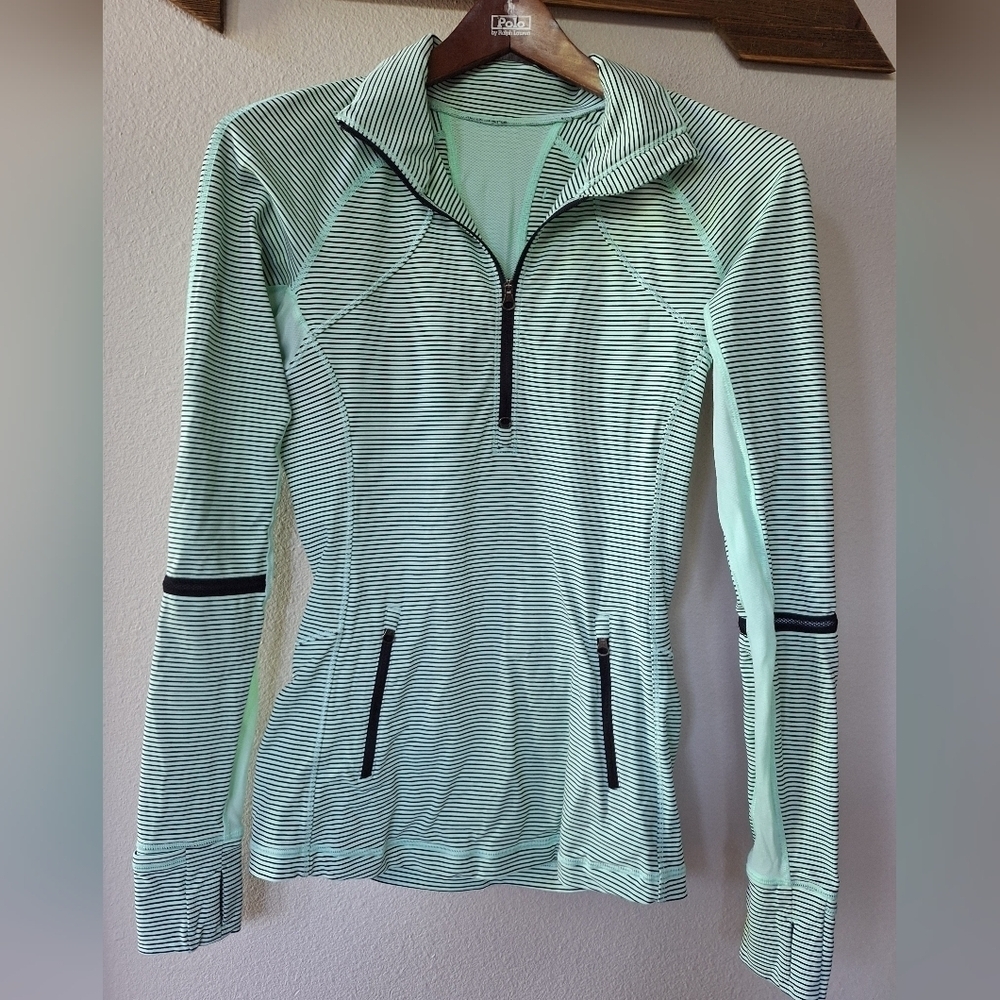 Lululemon Race For Grace Womens Green/Black Striped Pullover 1/4 Zip Size 6